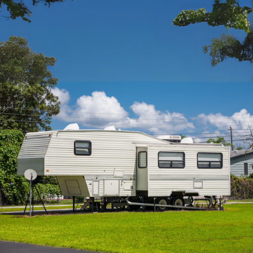12V DC air conditioner versus traditional 120V AC unit comparison for RVs and trucks, side by side